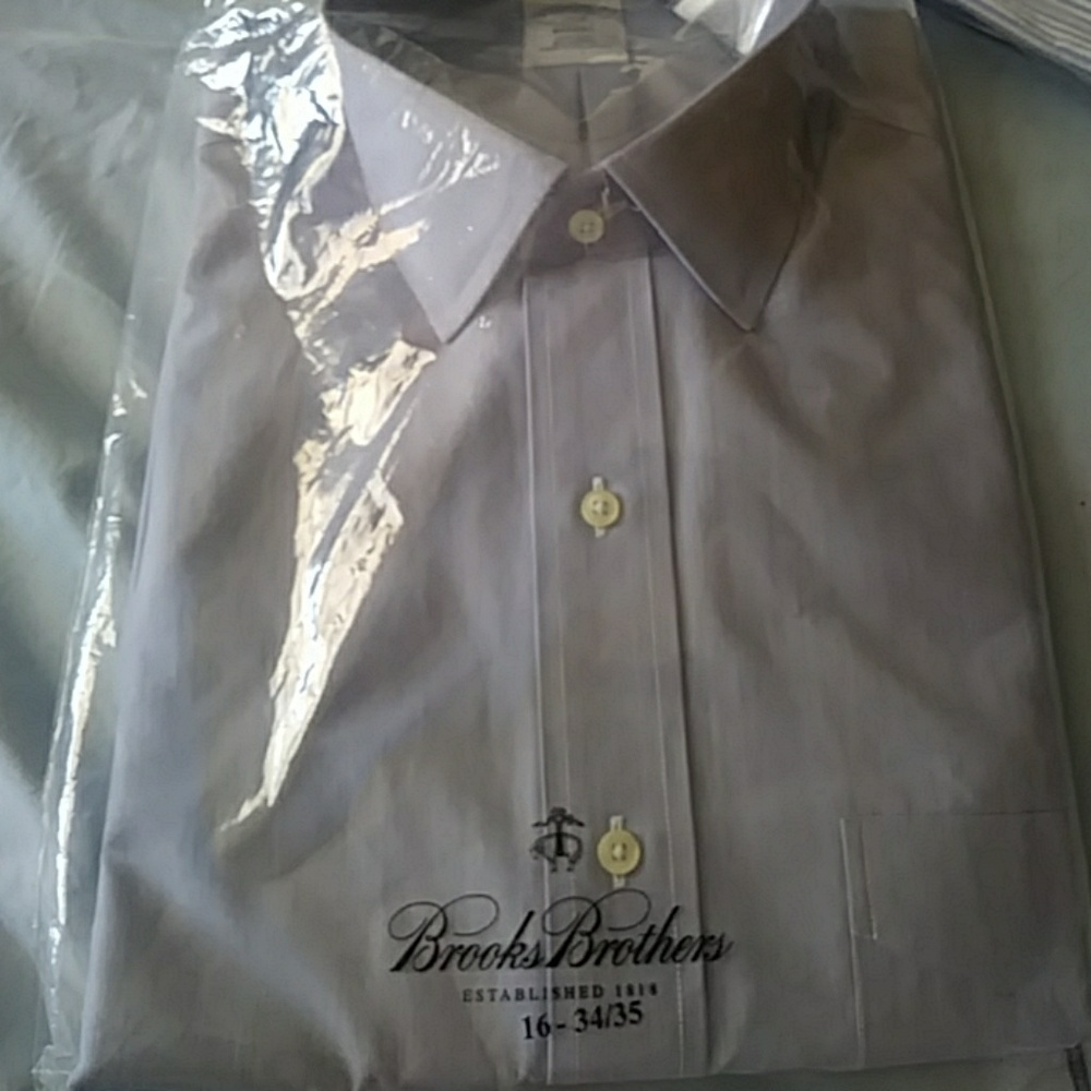 Mens collard dress shirt